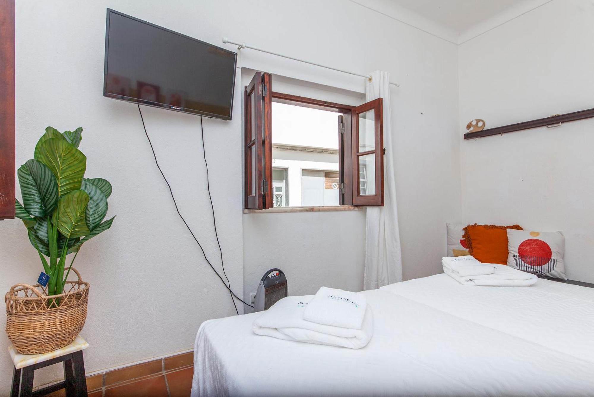 J - Casa Do Farol Guest house Lagos