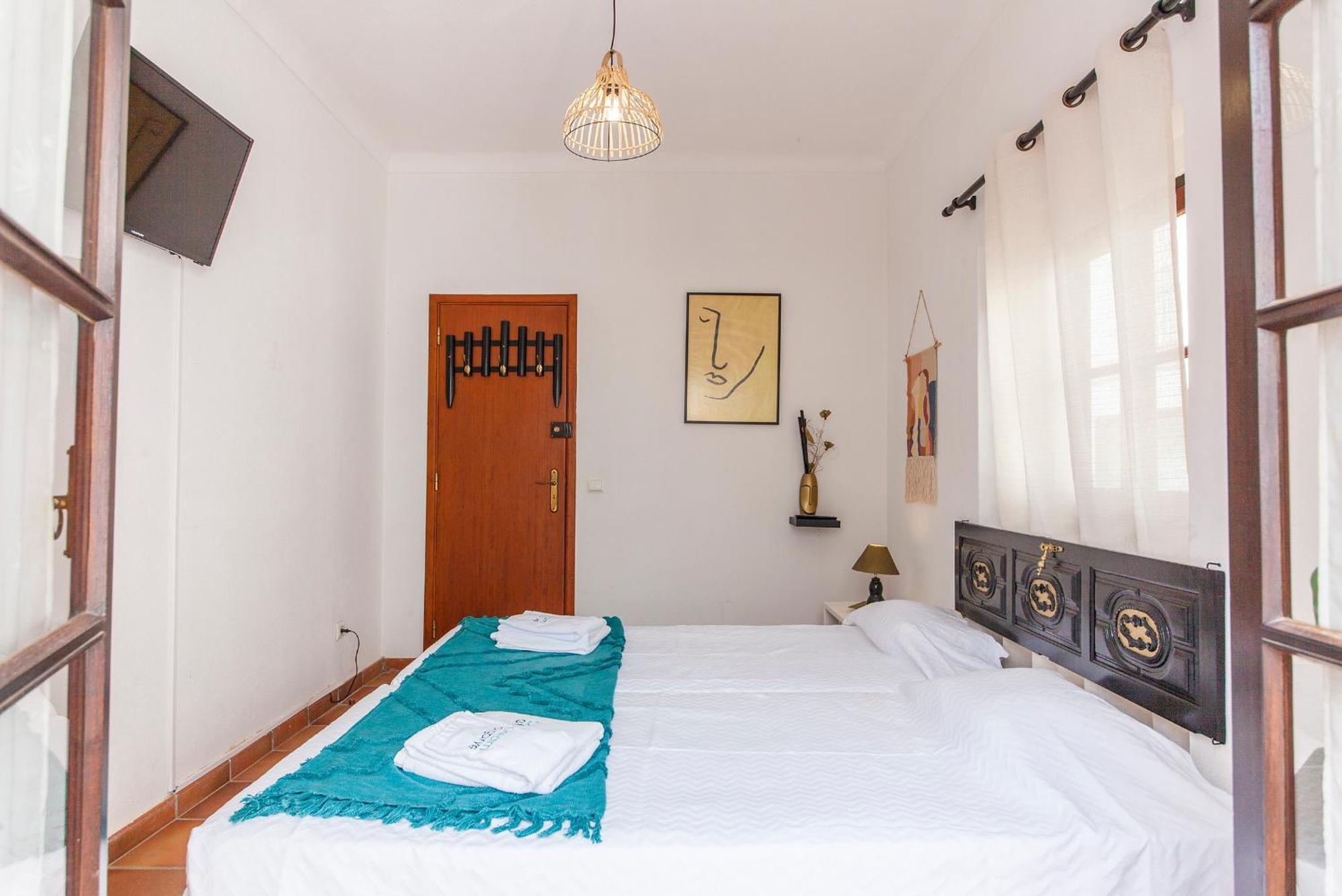 J - Casa Do Farol Guest house
